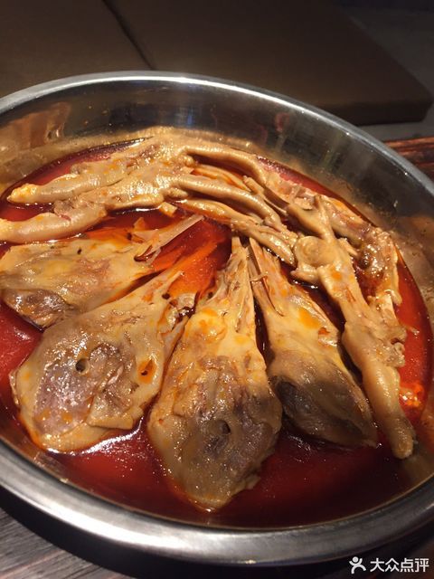 辣卤鸭头鸭爪图片