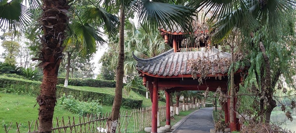 芙蓉渚公園位於成都市新都區華美東街88號介紹:標籤:景點公園公園