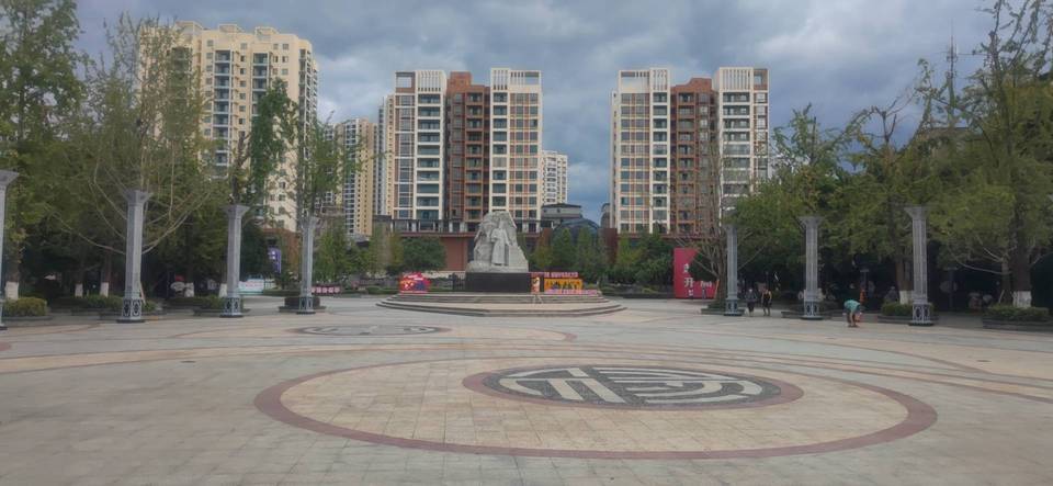 临桂区文化广场图片