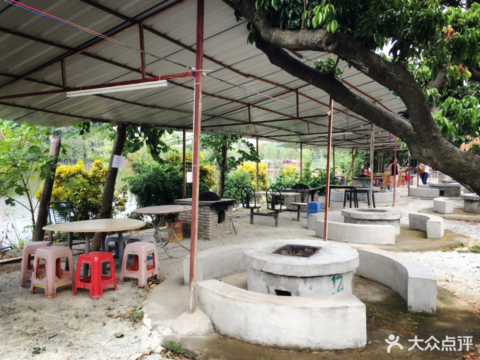 农家乐烧烤(钓鱼场店)图片