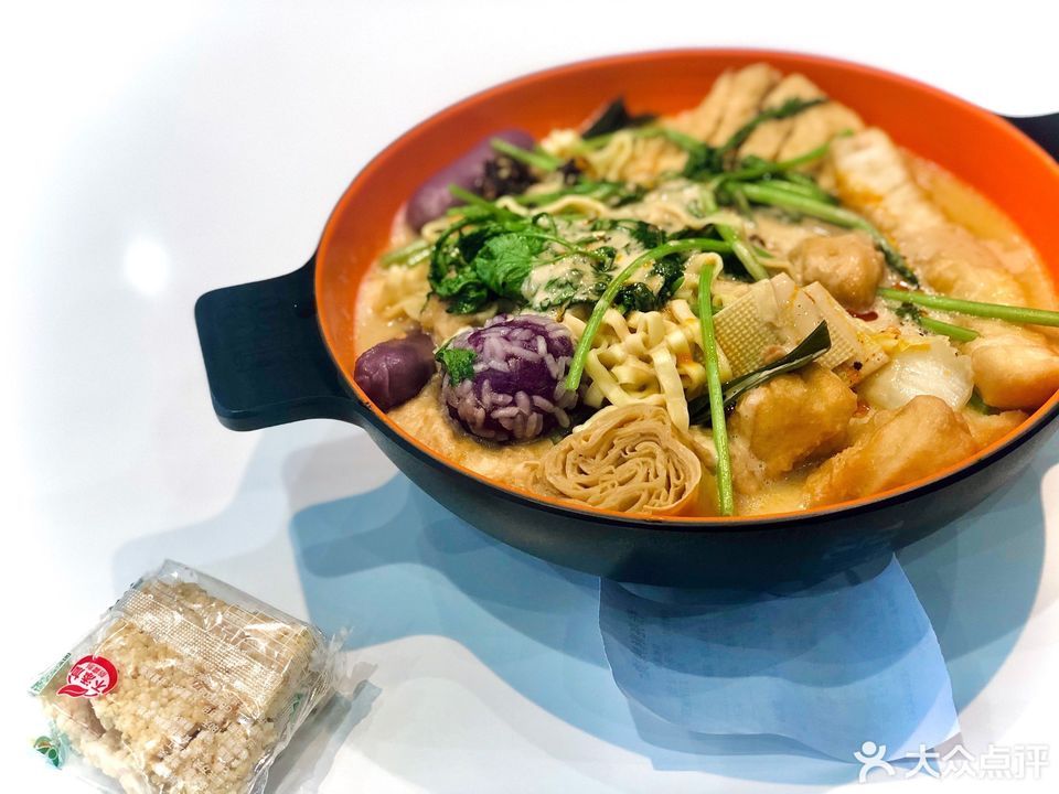 张亮麻辣烫芷江西路店