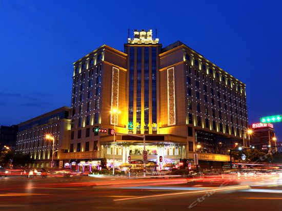 在哪,在哪里,在哪儿):泉州市丰泽区泉秀街道泉秀路615号电话:大鹏酒店