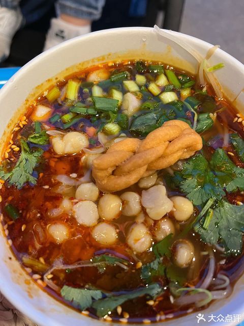 豌杂酸辣粉图片