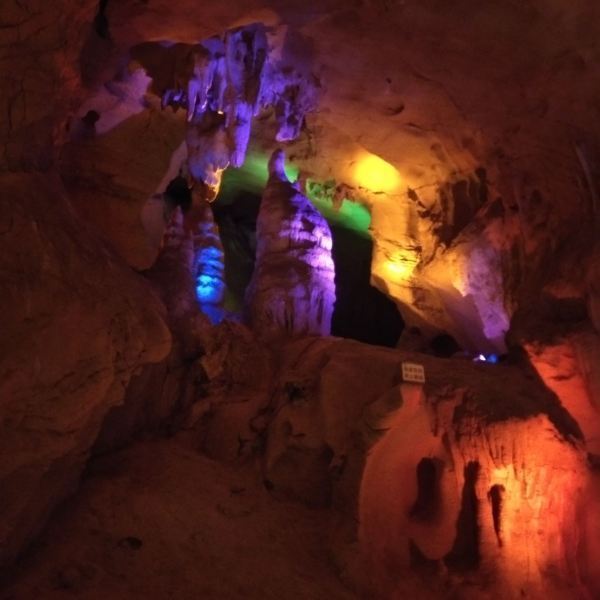 黑洞怎么玩啊 t01219e24bc5278778e.jpg