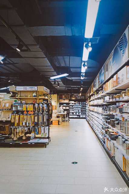 西樵卜蜂莲花超市