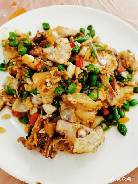 青椒炒鱼头图片