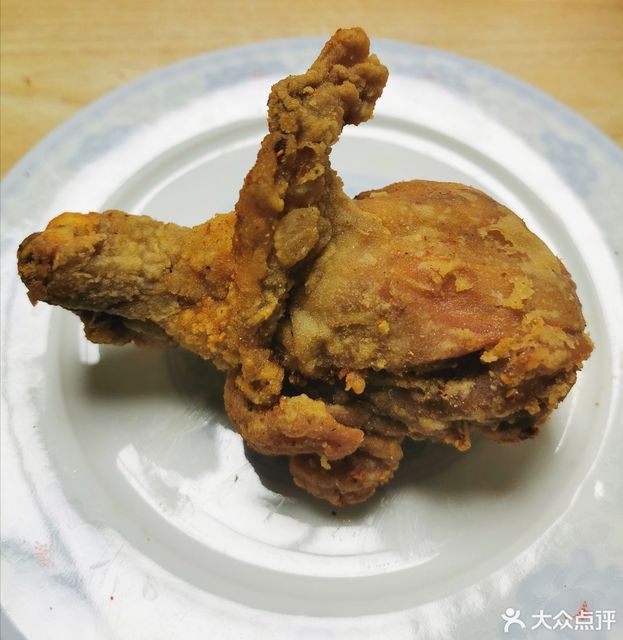 介绍:地址(在哪里):好乐鸡(铁路局店)位于乌鲁木齐市新市区南纬路2号