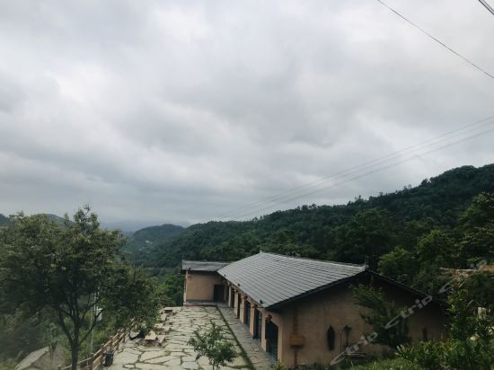 【西厢村天然居民宿】地址,电话,路线,周边设施_360地图