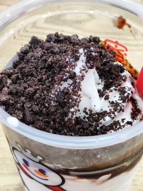 奥利奥大圣代图片