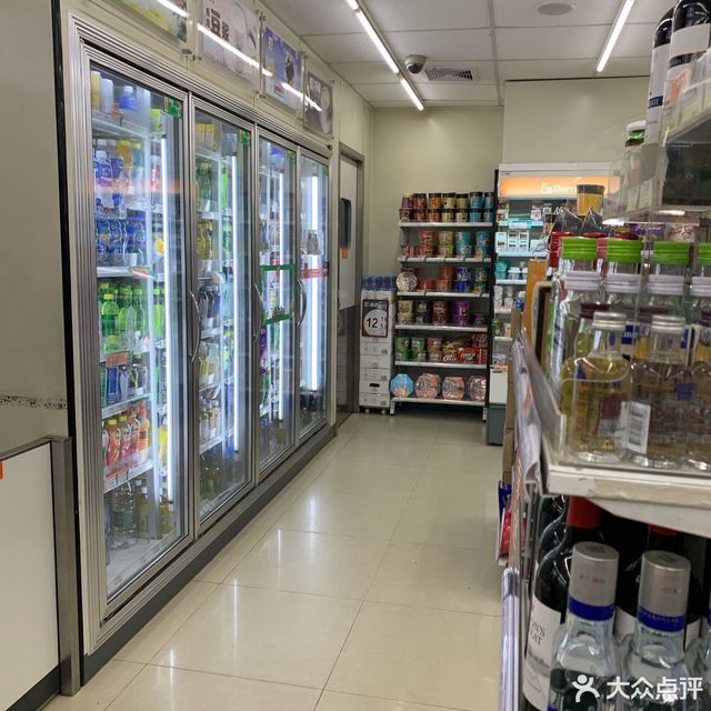 荔湾广场711便利店图片