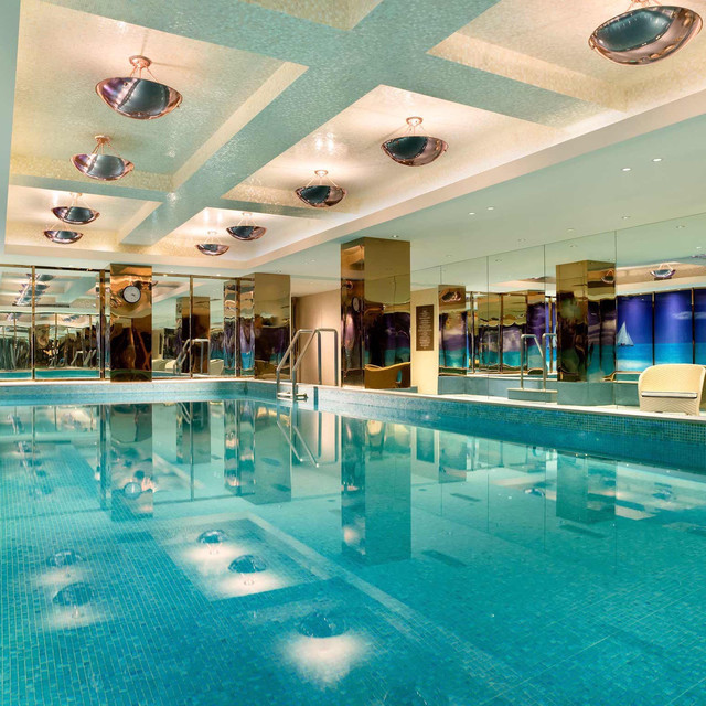 游泳馆包括:索菲特西湖大酒店·游泳池,泳乐游泳培训,杭州定安游泳馆