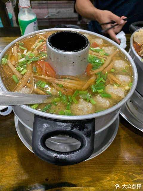 传统特色小火锅云阳店