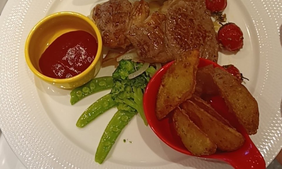 唐山曼哈顿酒店西餐厅