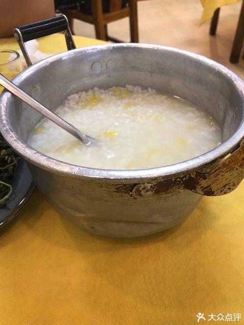 潮兴蕃茨粥清华街店