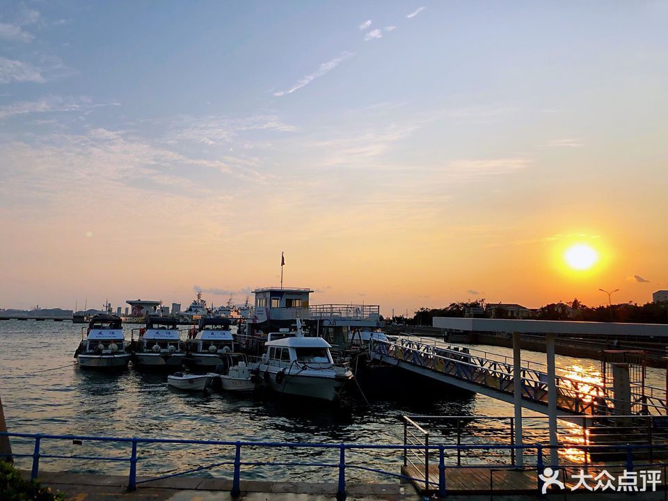 八大峡广场图片