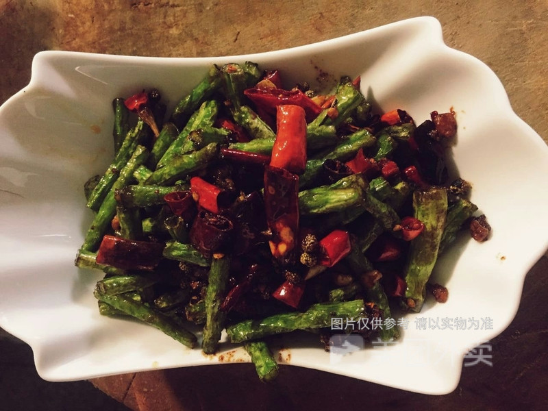 干煸豆角盖饭图片