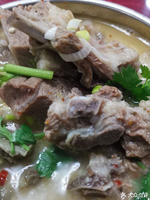 老村长大锅肉芹涧路店