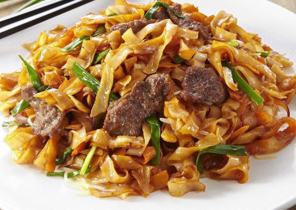 干炒牛肉河粉图片