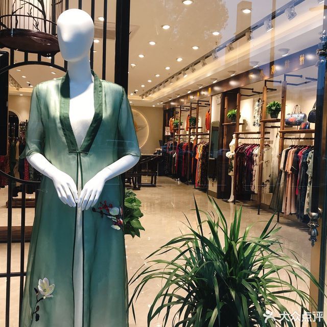 韦小宝杭州丝绸图片