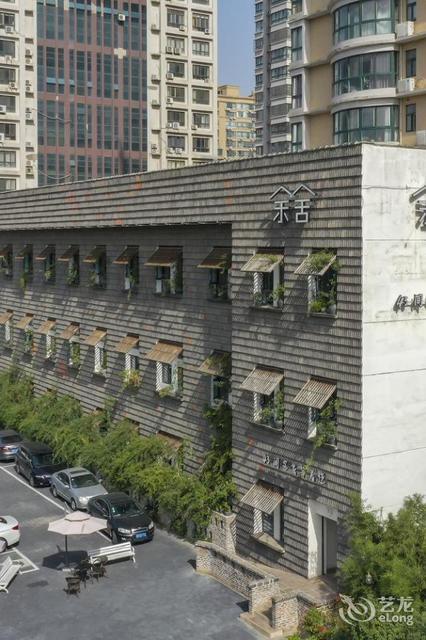 地址(在哪里):瓦库余舍酒店位于洛阳市洛龙区开元路街道望春门街天元