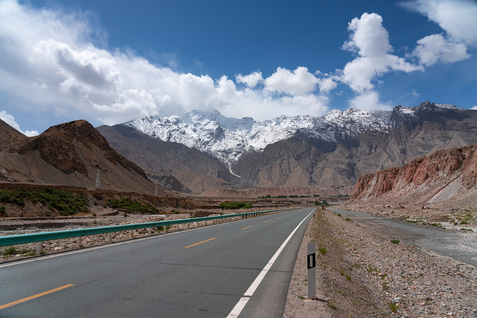阿克陶县奥依塔克冰川公园景区