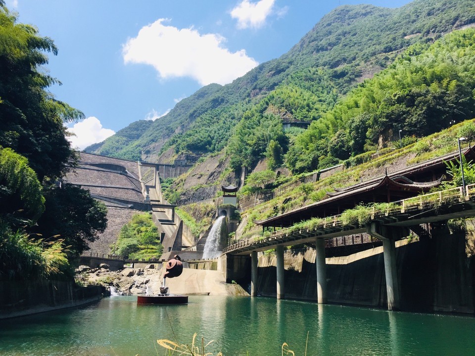 長谷洞天地址(位置,怎麼去,怎麼走,在哪,在哪裡,在哪兒):湖州市安吉縣