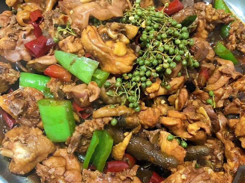 唐老四泰山鲜椒鸡