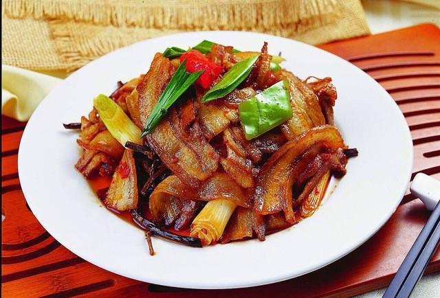 川香回锅肉图片