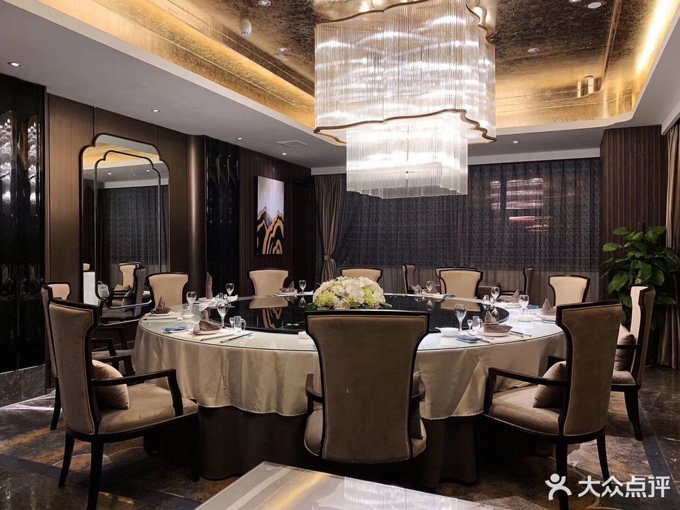 欢朋希尔顿酒店