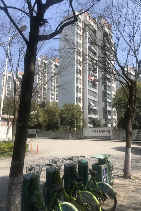 地址(在哪里):仁恒运杰河滨花园二期位于上海市青浦区外青松公路6999