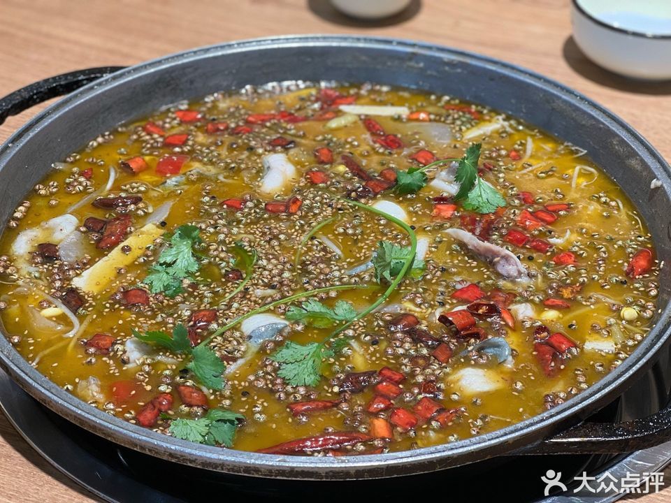 特色椒麻锅底图片