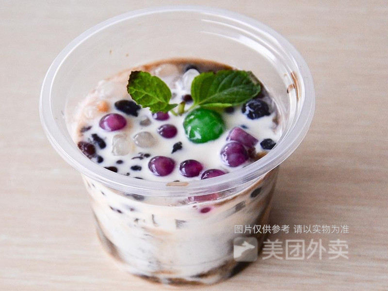 仙草冻奶绿图片