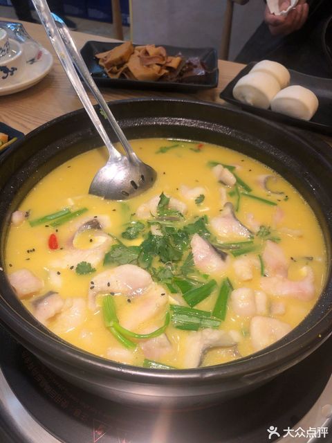 六小六鲜汤豆花鱼兴平店