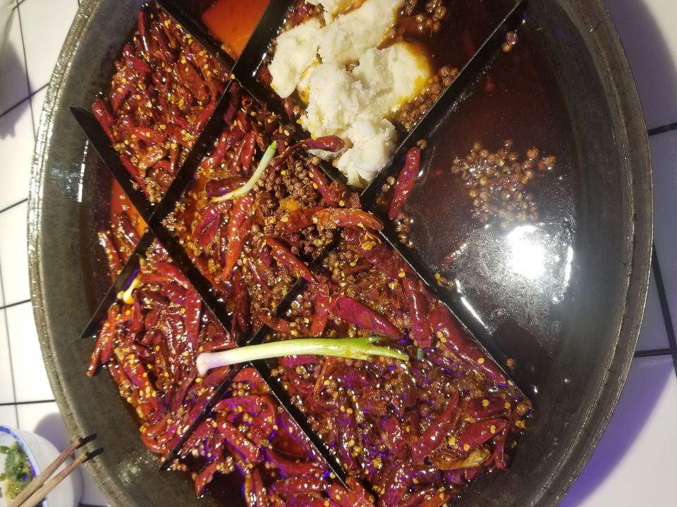 牛油红汤锅图片