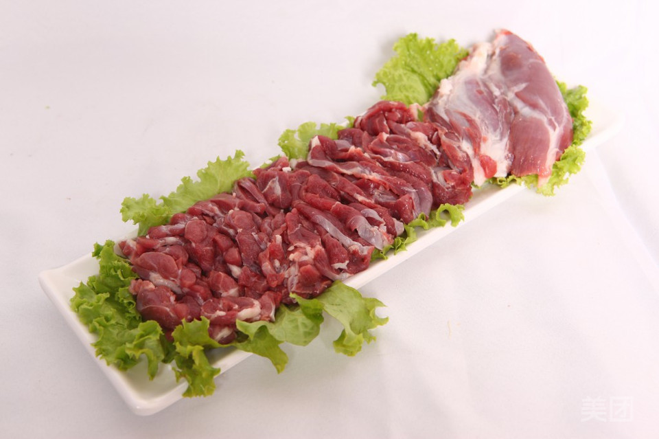 手切鲜羊腱子肉图片