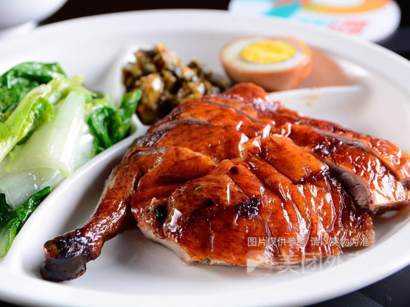 烧鸭拼白切鸭饭图片