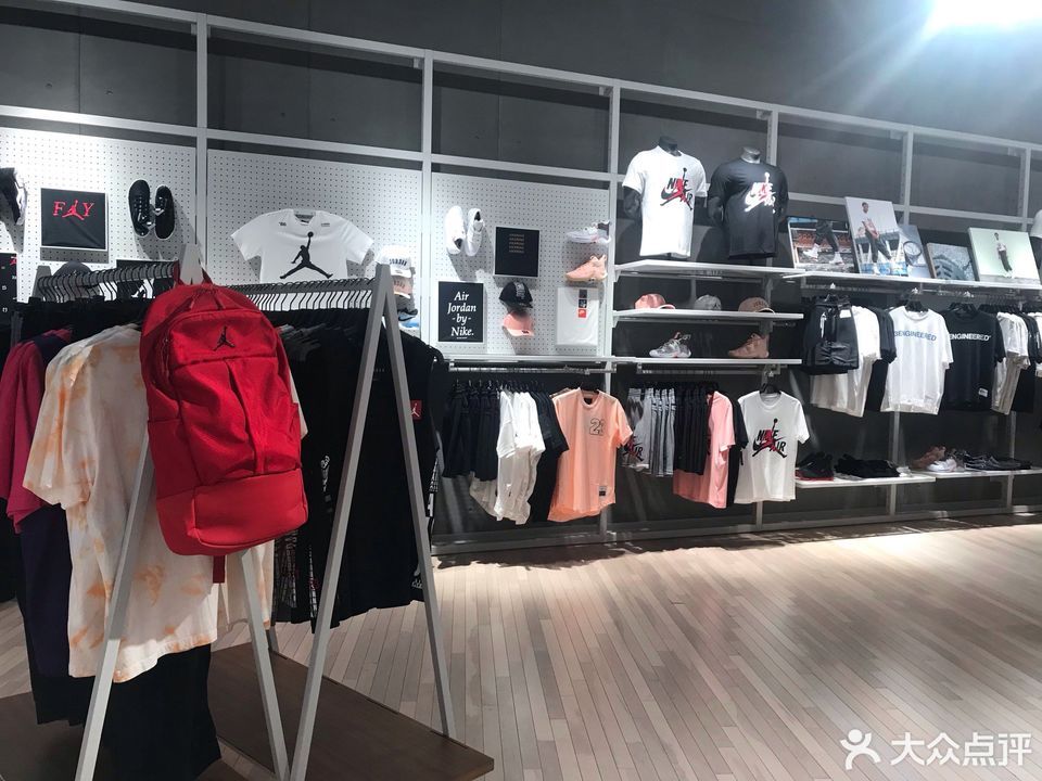 乔丹(华润万象城店)图片