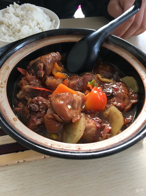 黄焖鸡米饭店