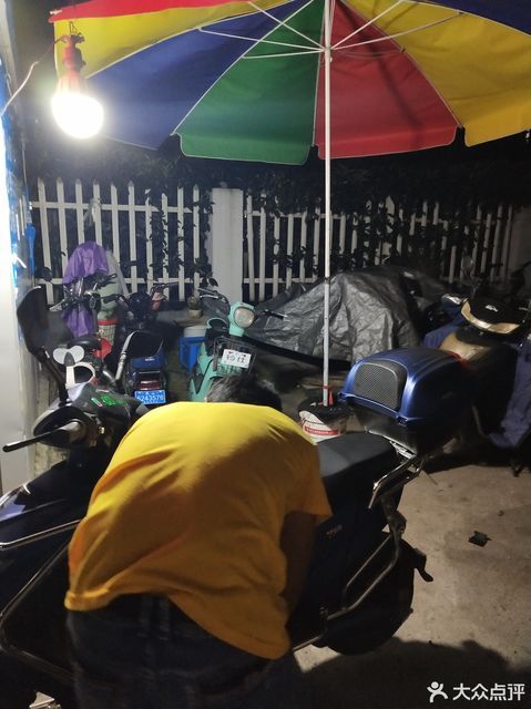 小刀电动车维修电话