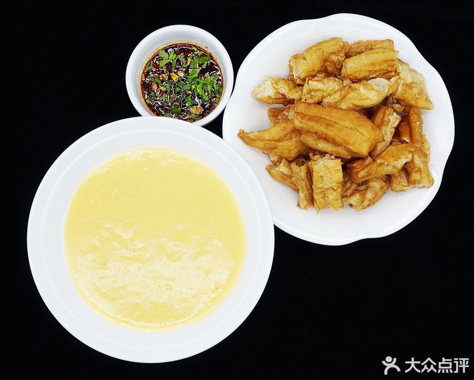 稀豆粉油条图片