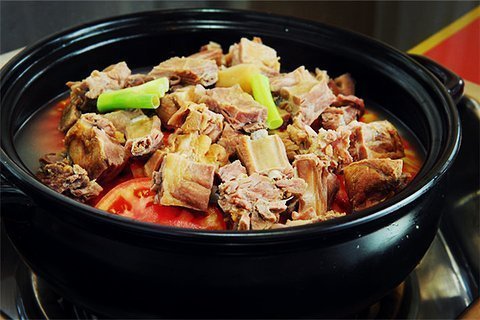 丽江腊排骨火锅