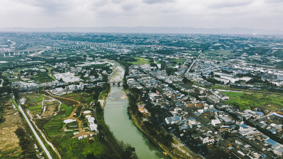 在哪兒):成都市蒲江縣朝陽湖鎮翡翠度假山莊附近朝陽湖風景名勝區成