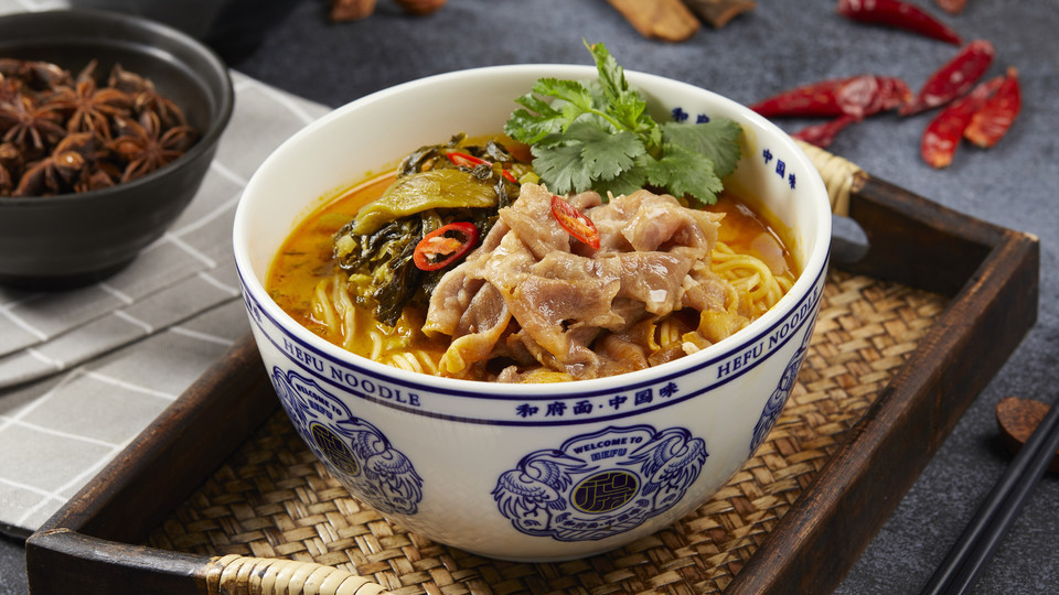 酸辣汤安格斯肥牛面图片