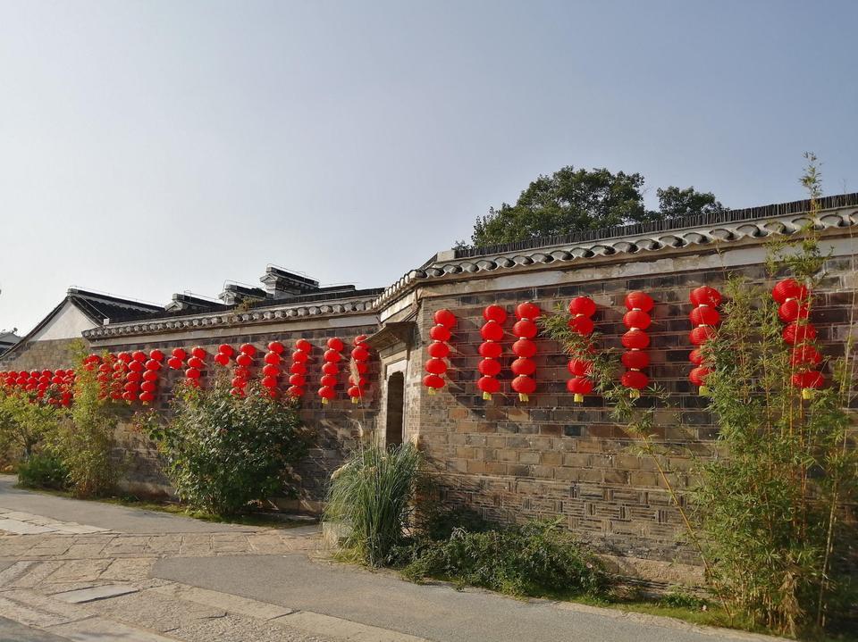 地址(在哪里):潘氏住宅位于南京市江宁区上佘路东山街道佘村社区幼儿