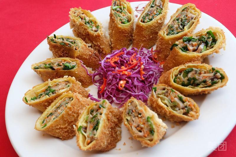 白菜推荐菜:介绍:清真楼是一家清真菜系的餐馆,店内卫生干净,环境优雅