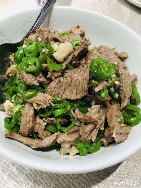 青椒削骨肉图片