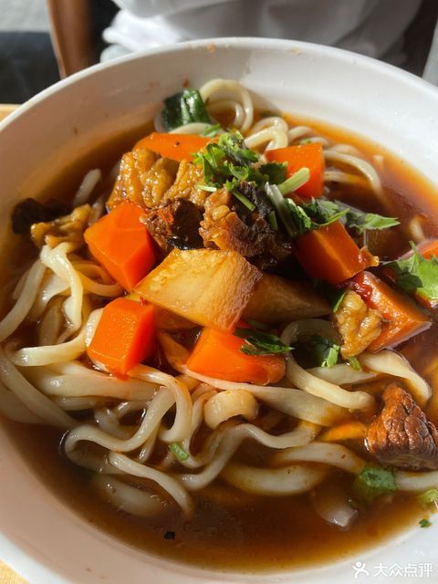 五谷易拉罐茶油炒饭图片