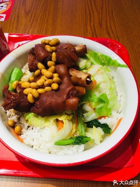 招牌猪脚饭套餐图片