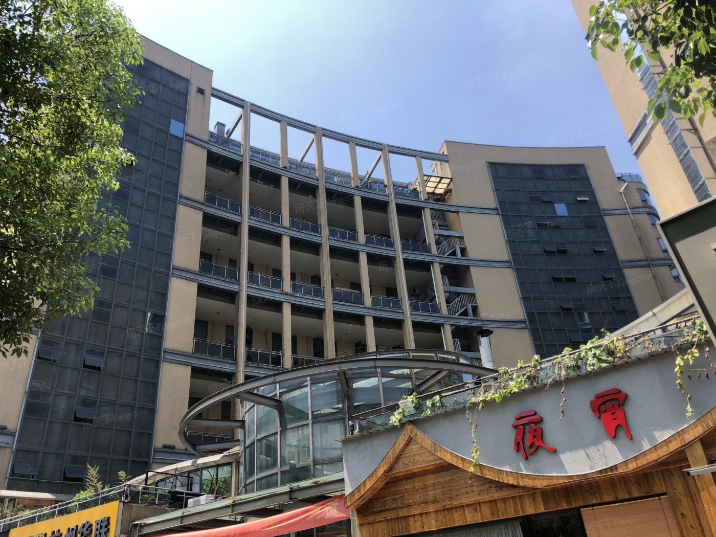 怎么走,在哪,在哪里,在哪儿):杭州市西湖区保俶路31号电话:锦绣公馆