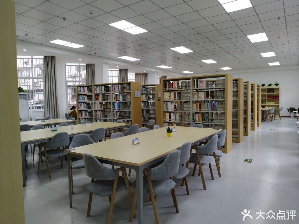 黄石市图书馆(胜阳路)图片